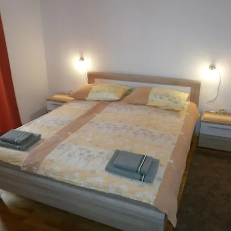 Vrancic By Interhome Ρόβινι