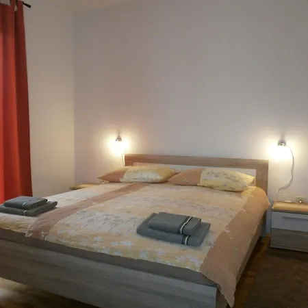 Vrancic By Interhome Διαμέρισμα