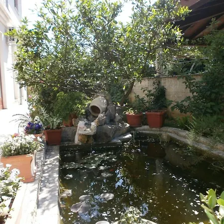 Vrancic By Interhome דירה *
